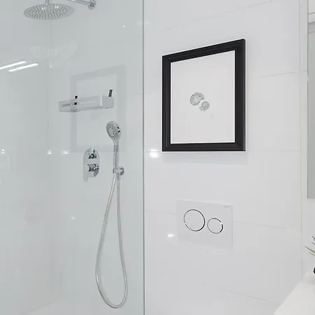 Holihome Rambla 24 *