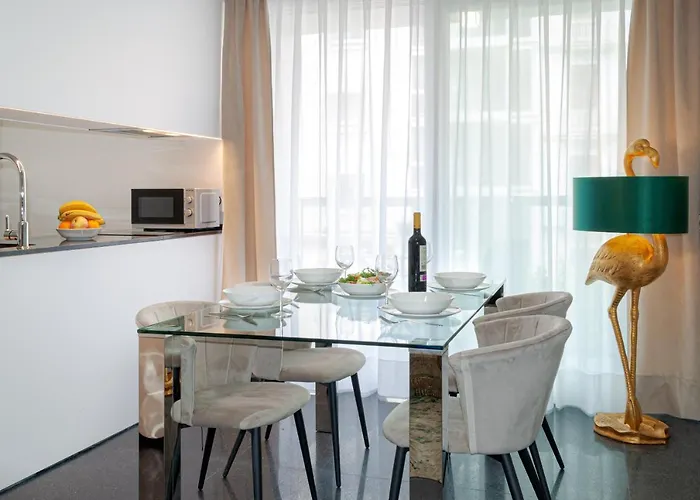 Holihome Rambla 24
